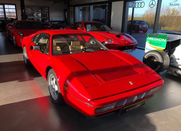 FERRARI 328 GTB