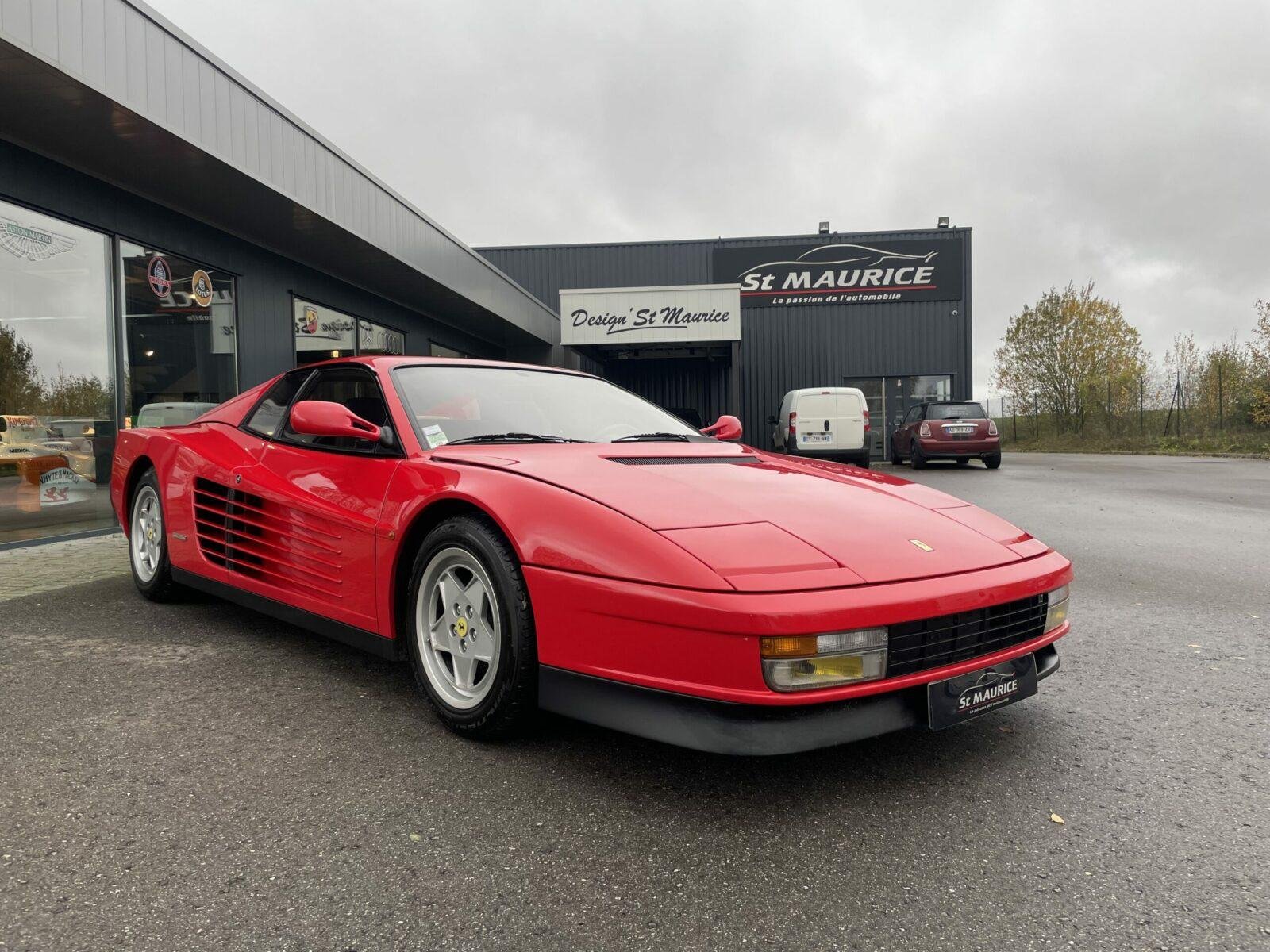 FERRARI TESTAROSSA