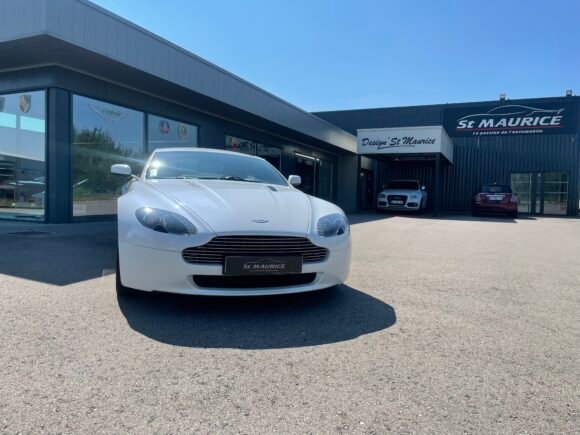 ASTON MARTIN V8 VANTAGE – Image 2